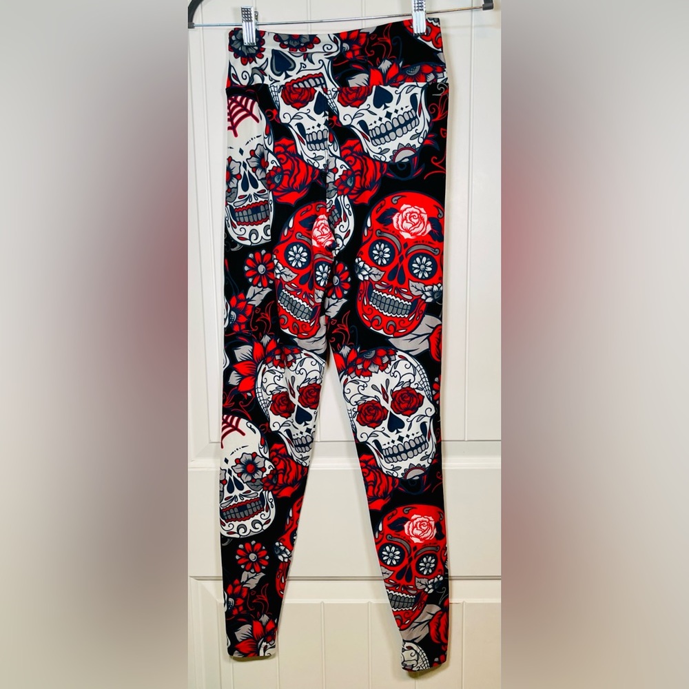 Swagge Buttersoft Sugar Skull Leggings Size Small Rose Floral Diamonds Pattern